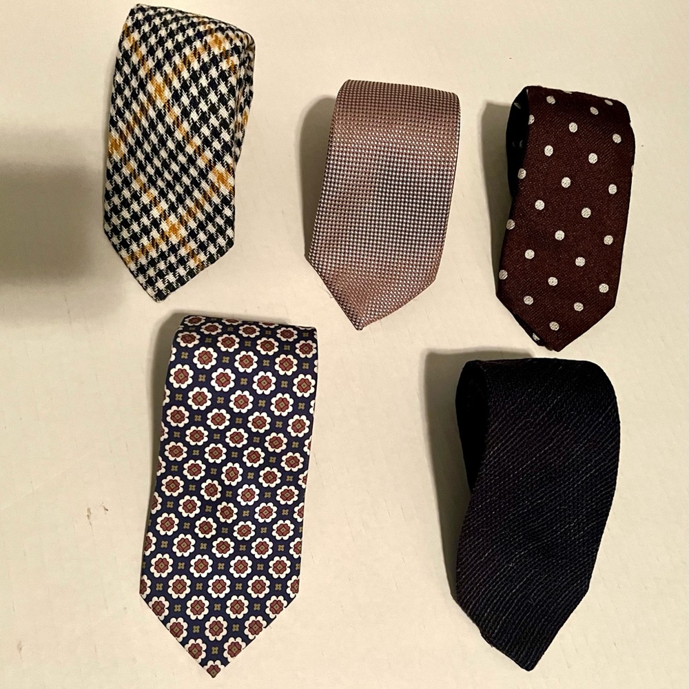 Three pairs of Suitsupply Multicolor Patterned Ties Collection - Italy